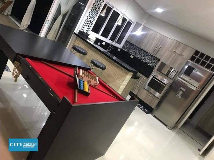 Sobrado à venda com 4 quartos, 300m² - Foto 12