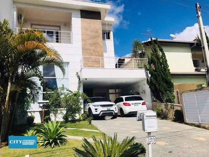 Sobrado à venda com 4 quartos, 300m² - Foto 2