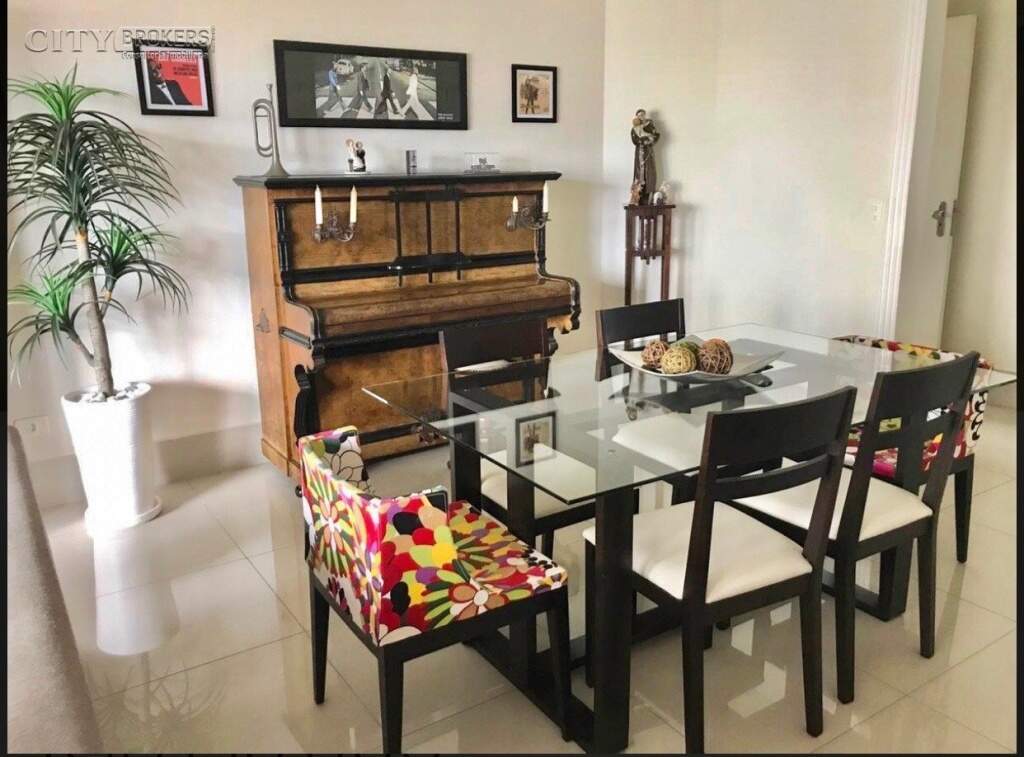 Apartamento à venda com 3 quartos, 135m² - Foto 2