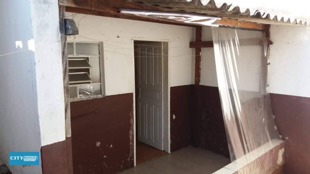 Casa à venda com 2 quartos, 86m² - Foto 4