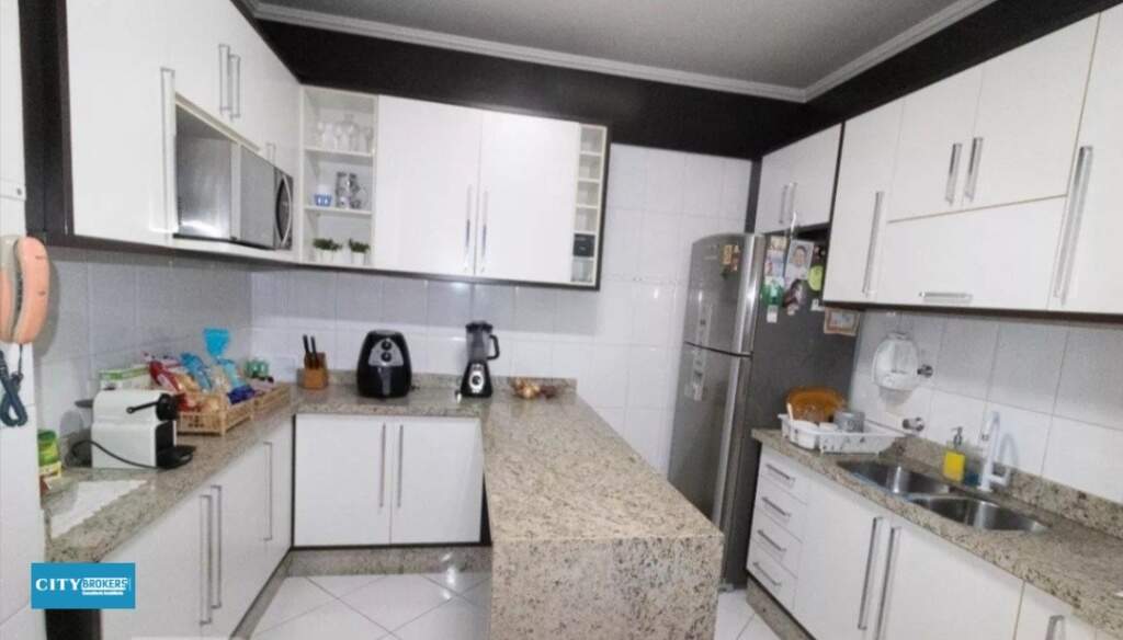 Apartamento à venda com 3 quartos, 144m² - Foto 15