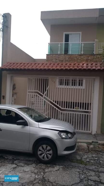 Sobrado à venda com 3 quartos, 181m² - Foto 1