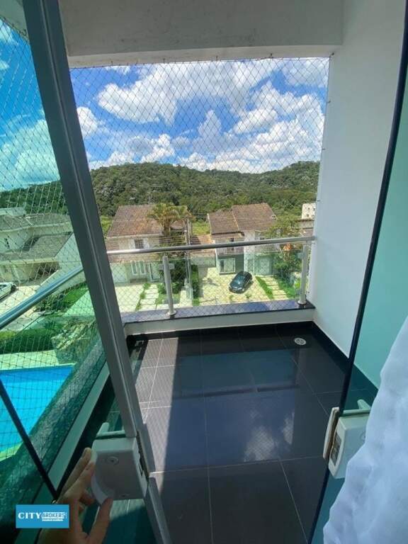 Casa à venda com 3 quartos, 300m² - Foto 5