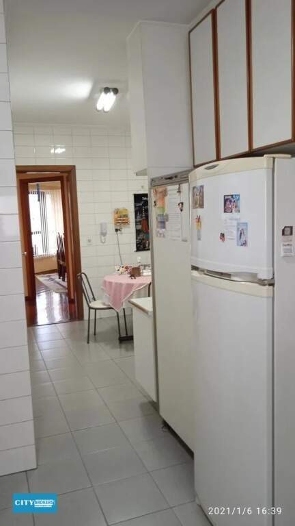 Apartamento à venda com 3 quartos, 156m² - Foto 5