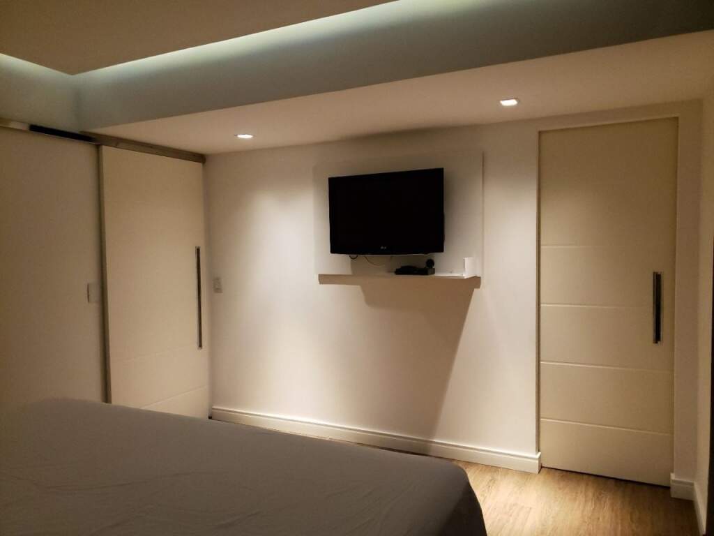 Apartamento à venda com 2 quartos, 67m² - Foto 10