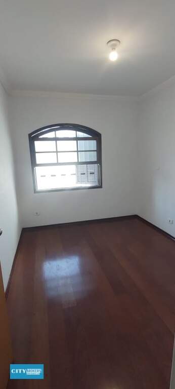 Casa à venda com 3 quartos, 198m² - Foto 6