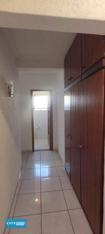 Casa à venda com 3 quartos, 198m² - Foto 15