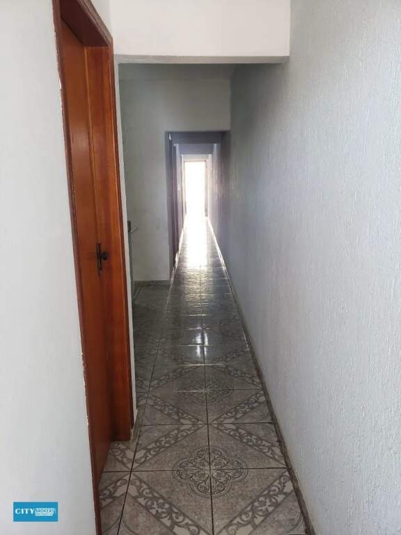 Sobrado à venda com 4 quartos, 150m² - Foto 3