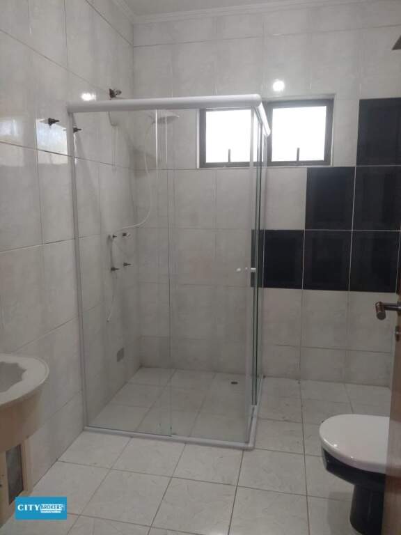 Sobrado à venda com 3 quartos, 250m² - Foto 18