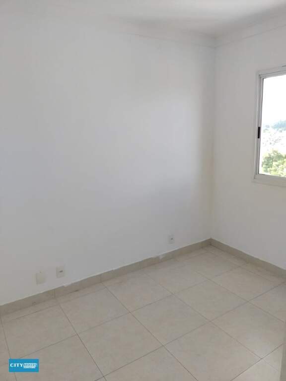 Apartamento à venda com 2 quartos, 45m² - Foto 15