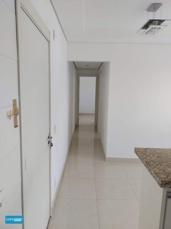 Apartamento à venda com 2 quartos, 45m² - Foto 6