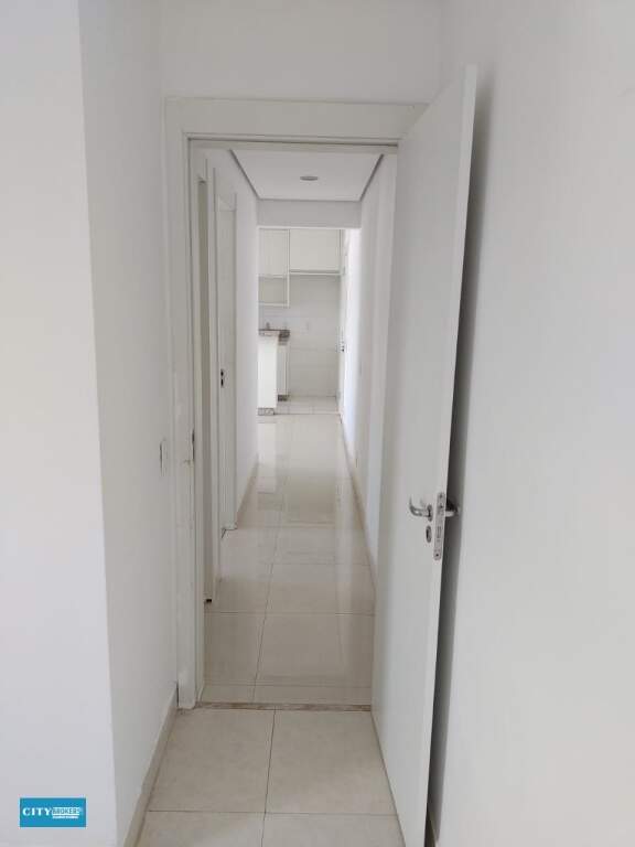 Apartamento à venda com 2 quartos, 45m² - Foto 13