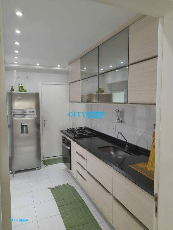 Apartamento à venda com 3 quartos, 135m² - Foto 15