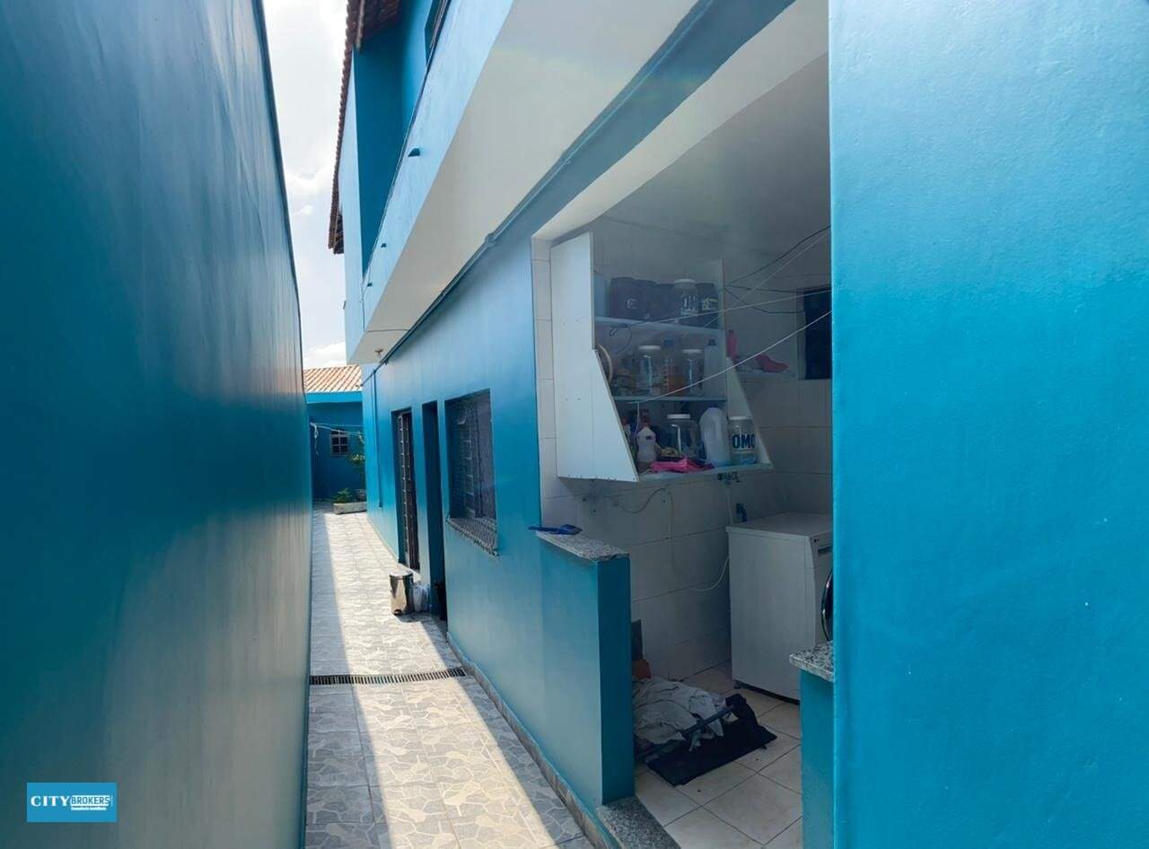 Casa à venda com 3 quartos, 146m² - Foto 3