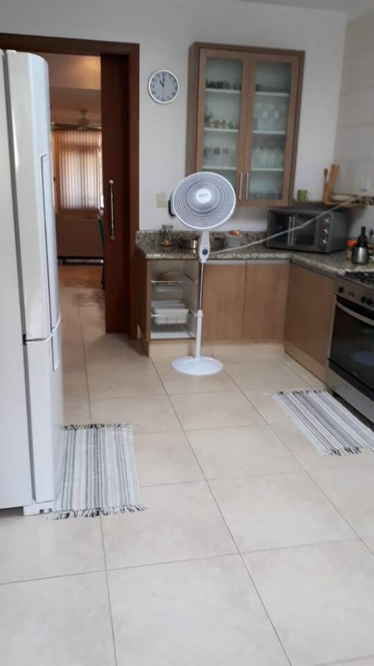 Casa à venda com 3 quartos, 260m² - Foto 17