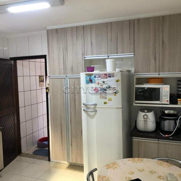 Sobrado à venda com 3 quartos, 206m² - Foto 7