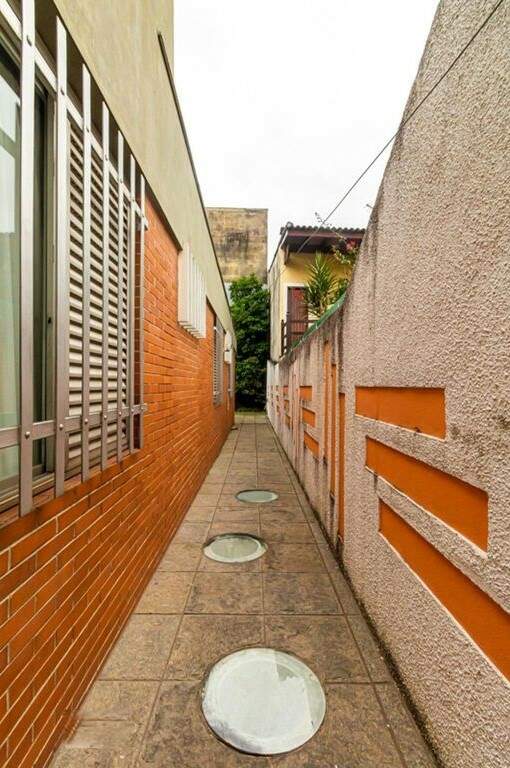 Casa para alugar com 3 quartos, 300m² - Foto 8