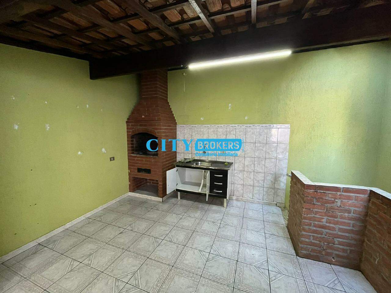 Casa para alugar com 2 quartos, 140m² - Foto 15