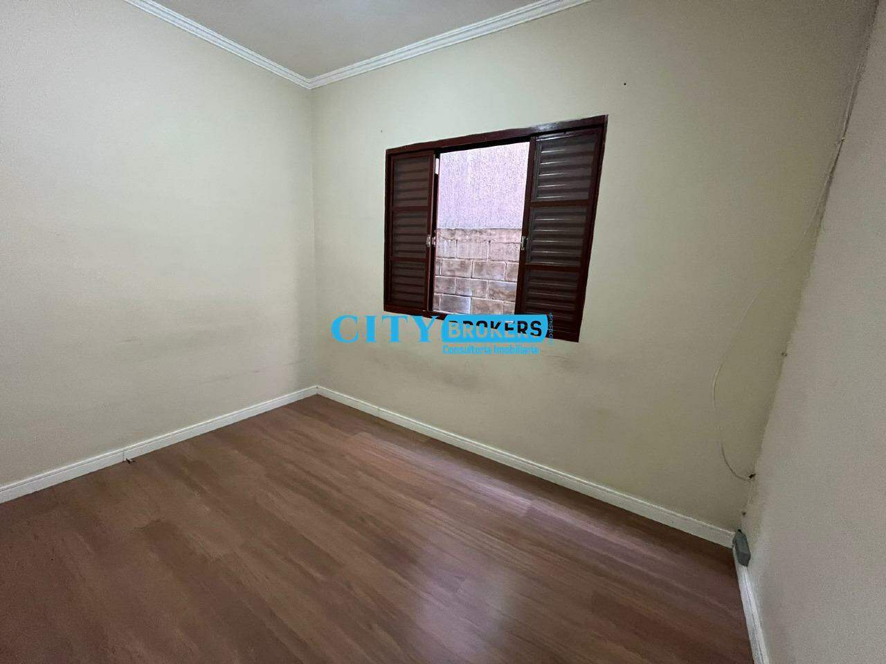 Casa para alugar com 2 quartos, 140m² - Foto 10