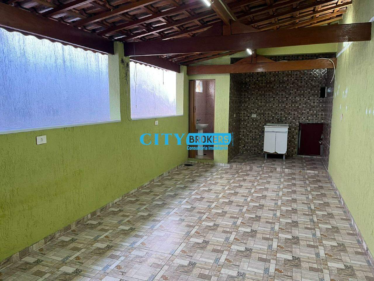 Casa para alugar com 2 quartos, 140m² - Foto 17