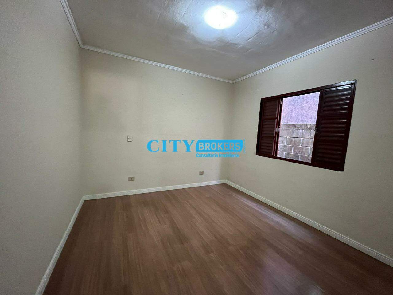 Casa para alugar com 2 quartos, 140m² - Foto 8