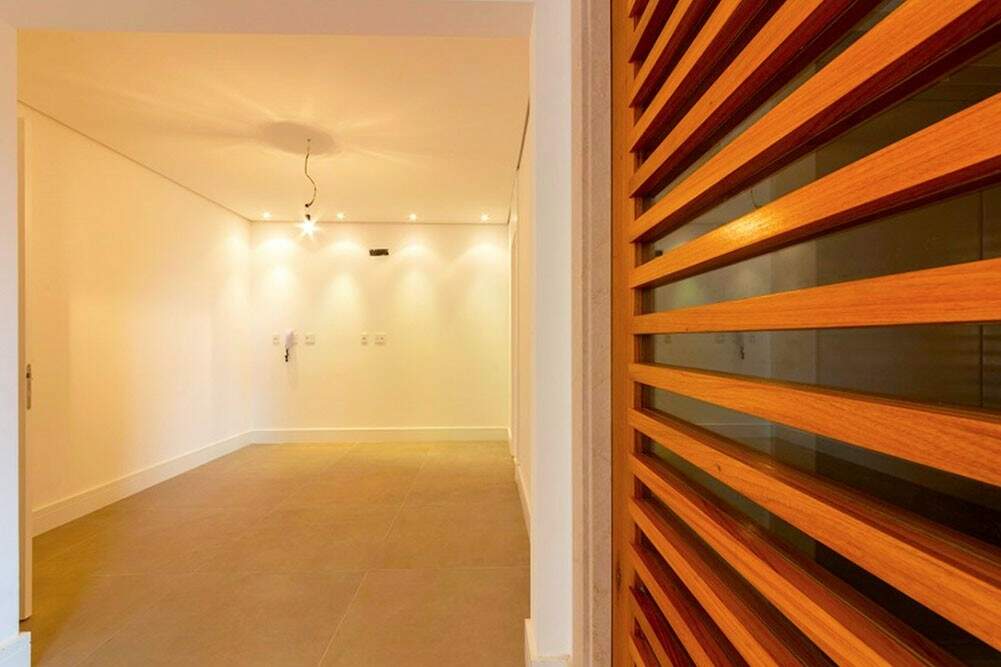 Apartamento à venda com 4 quartos, 267m² - Foto 5