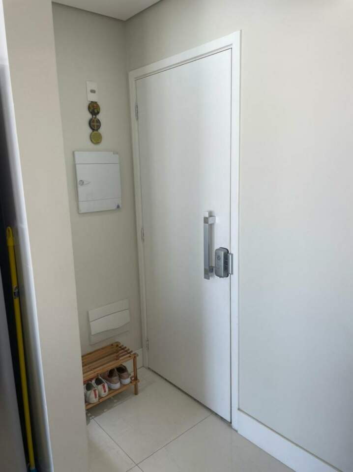 Apartamento à venda com 2 quartos, 60m² - Foto 7