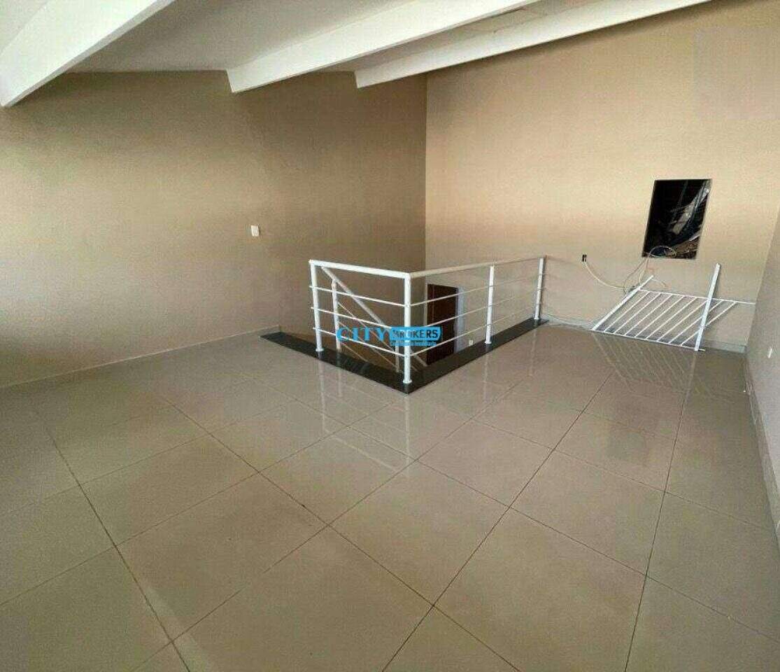 Sobrado à venda com 4 quartos, 266m² - Foto 3