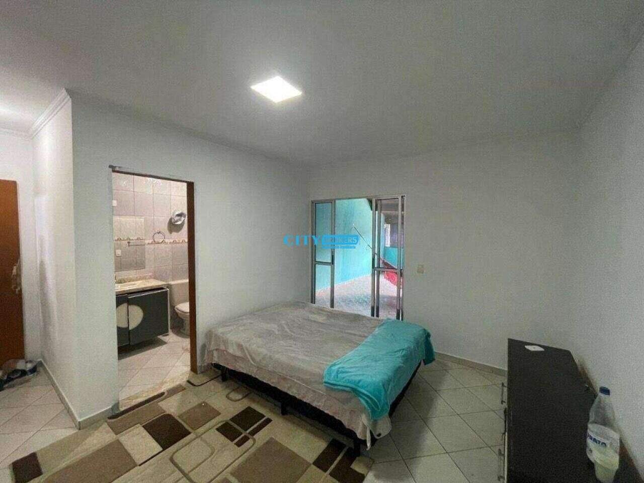 Sobrado à venda com 4 quartos, 266m² - Foto 14