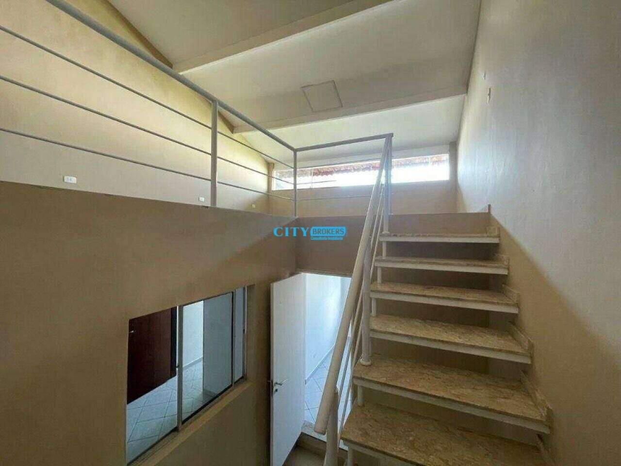 Sobrado à venda com 4 quartos, 266m² - Foto 5