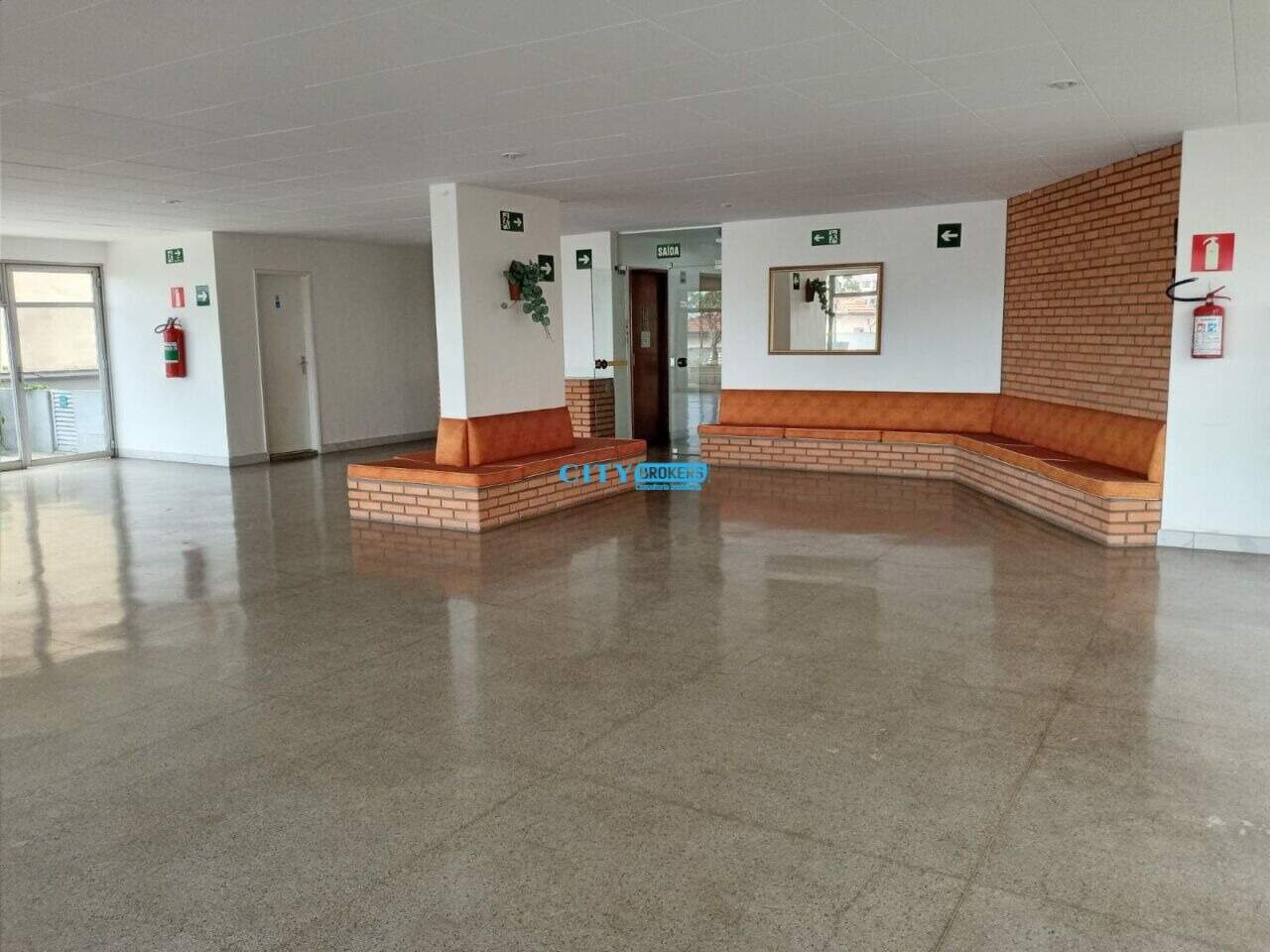 Apartamento à venda com 2 quartos, 82m² - Foto 9