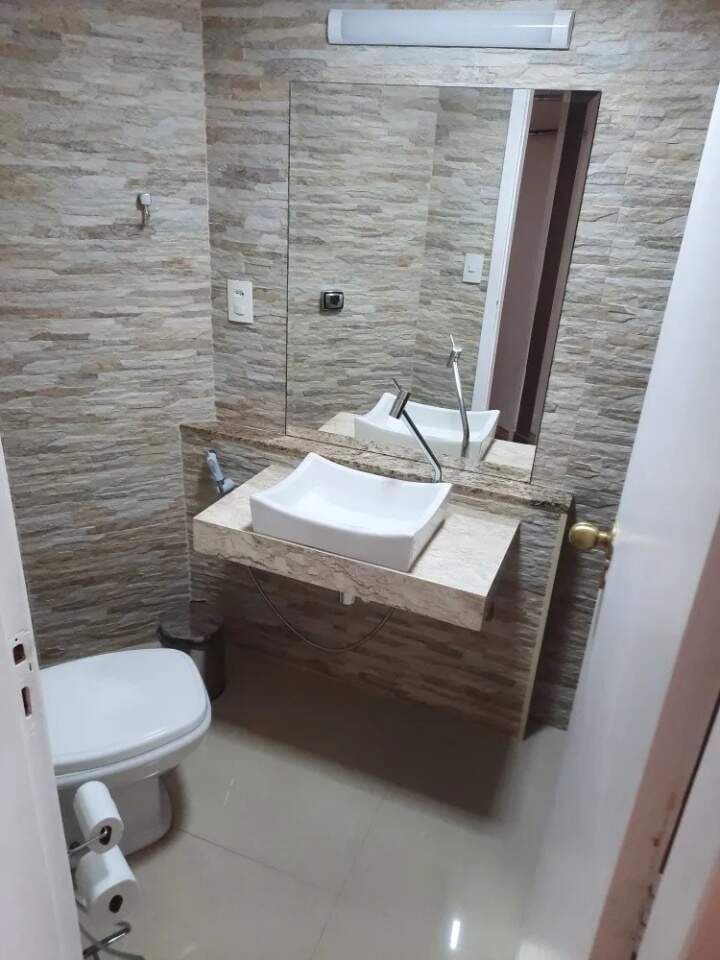 Apartamento à venda com 3 quartos, 97m² - Foto 1