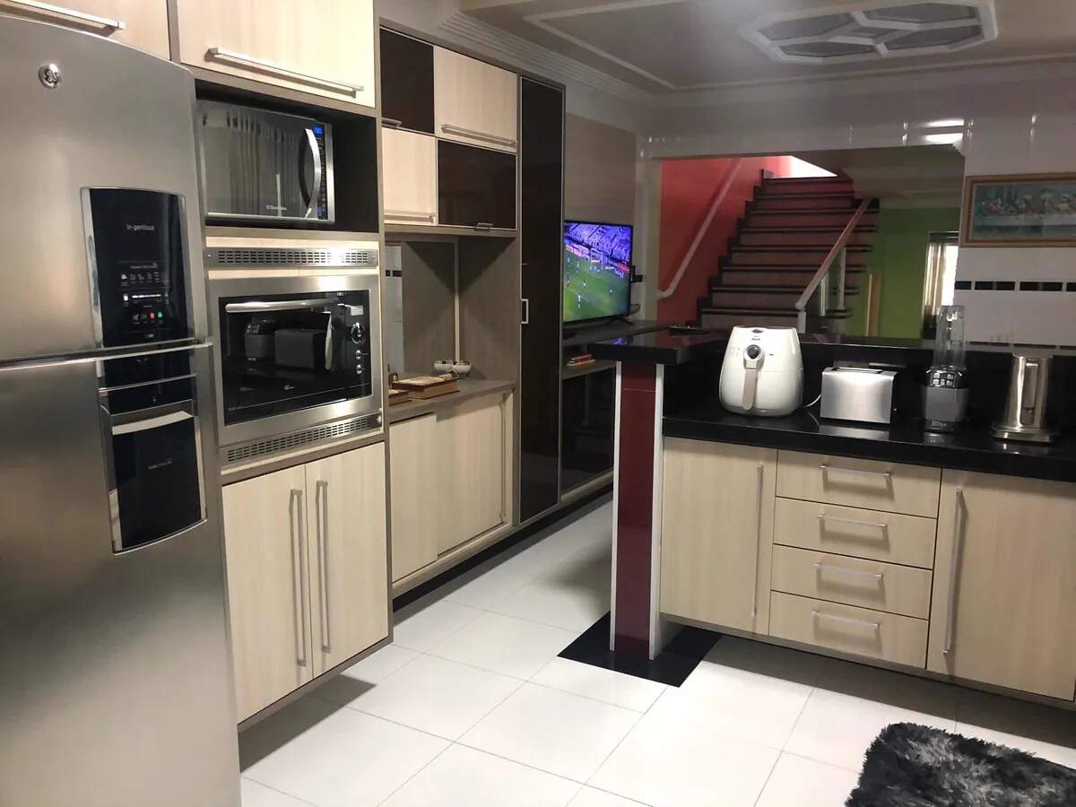 Sobrado à venda com 4 quartos, 558m² - Foto 10