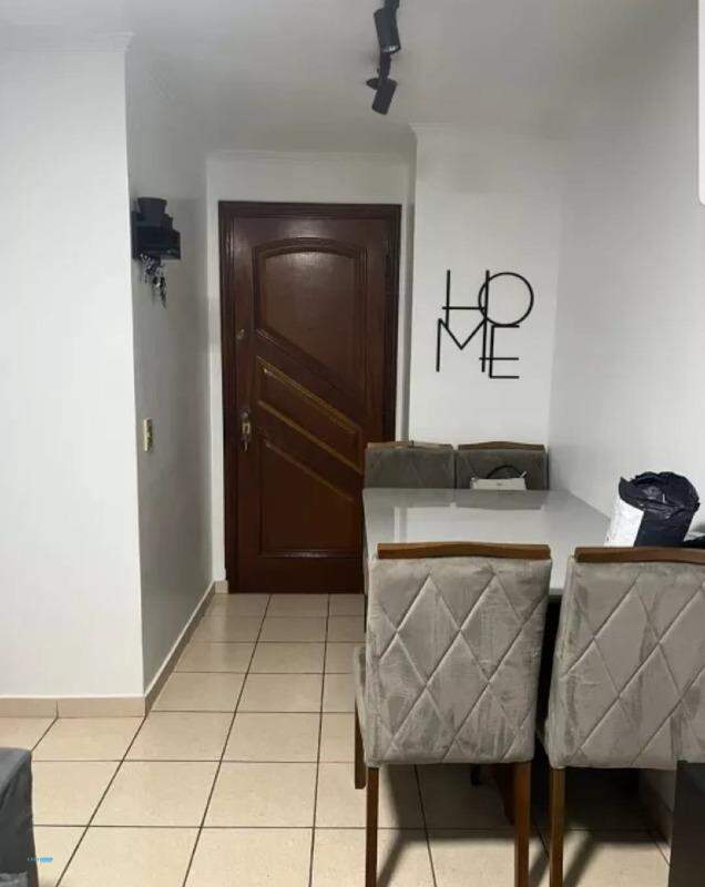 Apartamento à venda com 2 quartos, 1m² - Foto 6