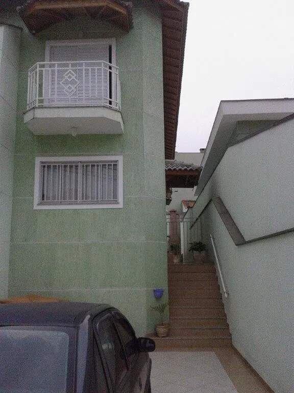 Sobrado à venda com 3 quartos, 120m² - Foto 1