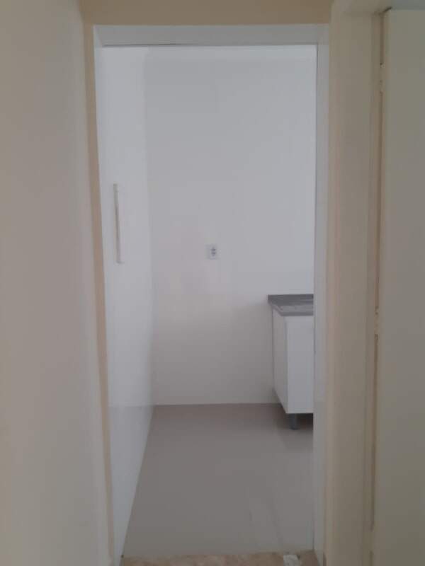 Apartamento à venda com 1 quarto, 45m² - Foto 11