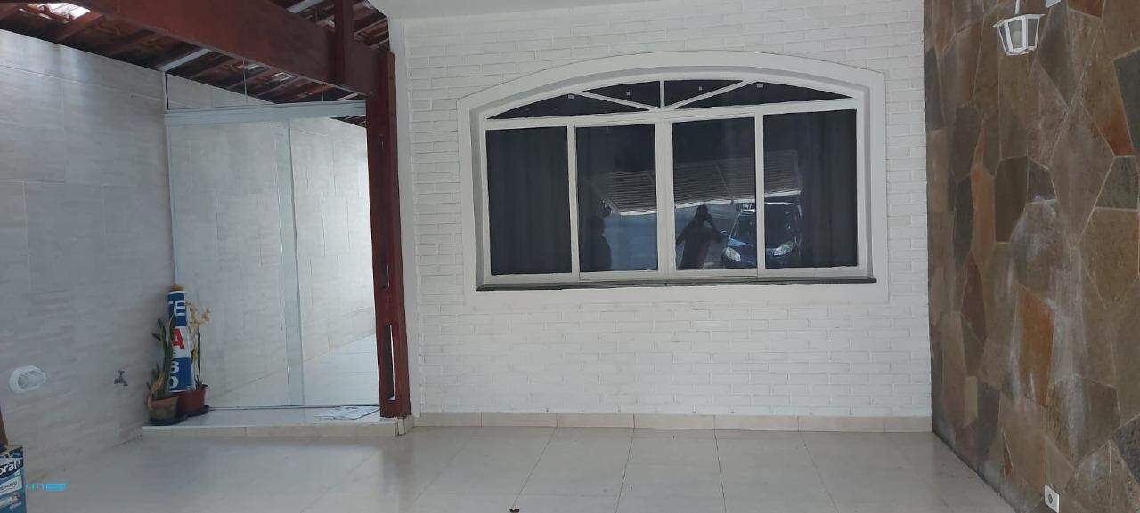 Sobrado à venda com 3 quartos, 2m² - Foto 2