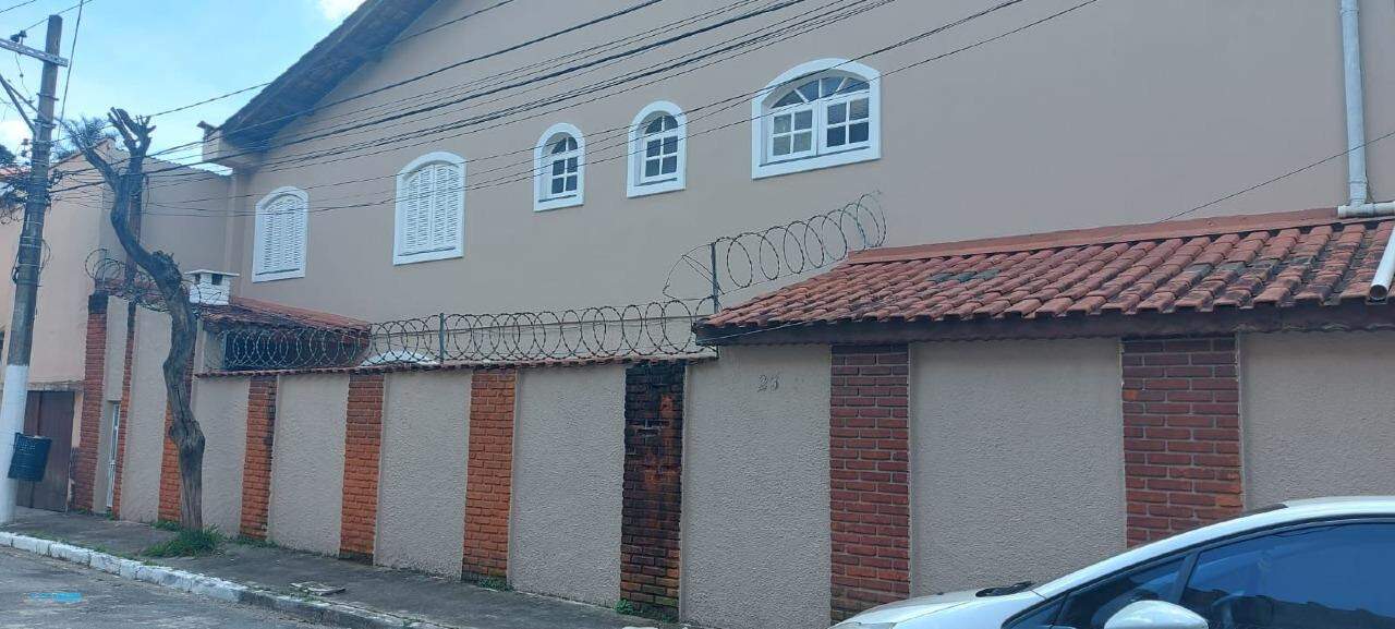 Sobrado à venda com 3 quartos, 2m² - Foto 3