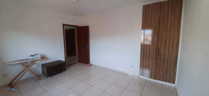 Casa à venda com 4 quartos, 170m² - Foto 17