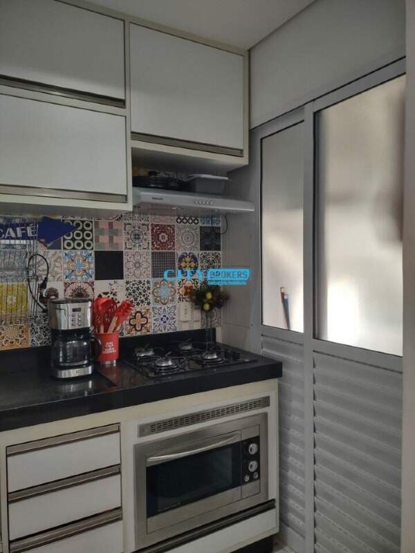 Apartamento à venda com 2 quartos, 45m² - Foto 12