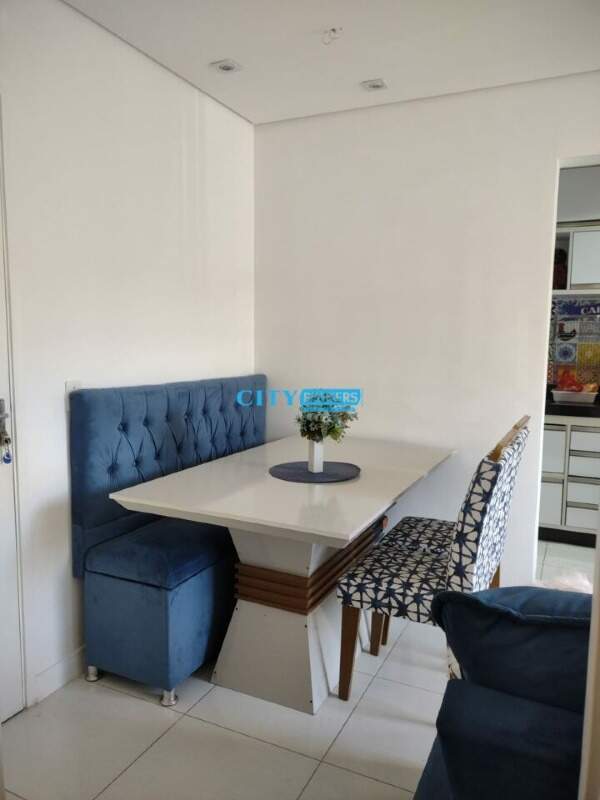 Apartamento à venda com 2 quartos, 45m² - Foto 15