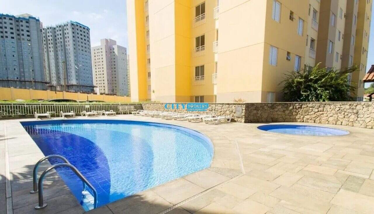 Apartamento à venda com 2 quartos, 45m² - Foto 3