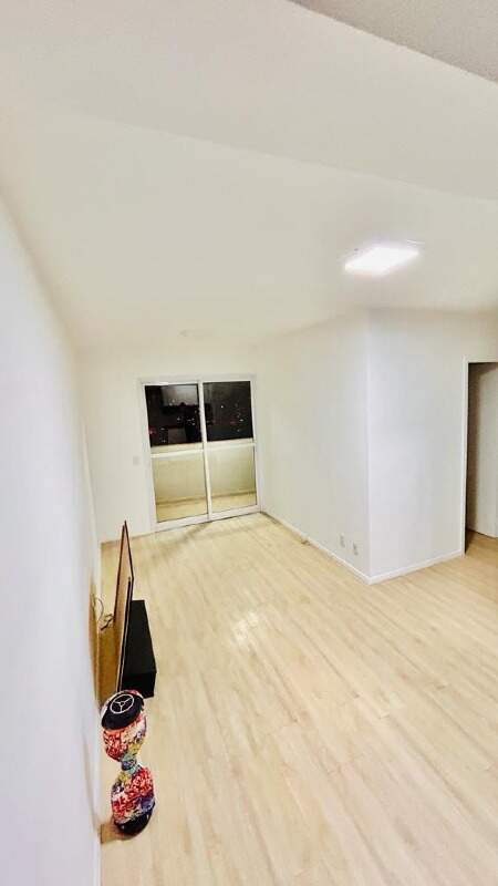 Apartamento à venda com 3 quartos, 72m² - Foto 7