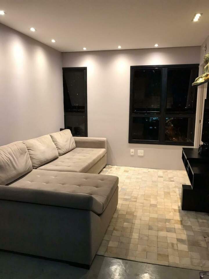 Apartamento à venda com 2 quartos, 70m² - Foto 6