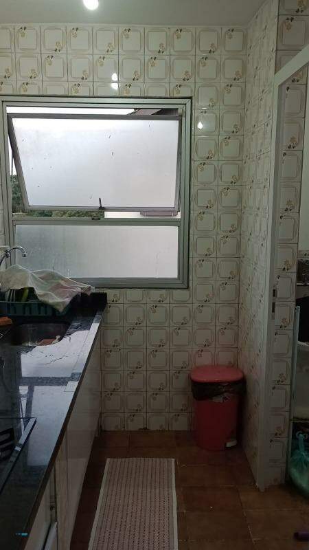 Apartamento à venda com 2 quartos, 65m² - Foto 20