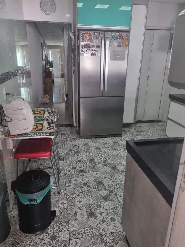 Sobrado à venda com 3 quartos, 190m² - Foto 18