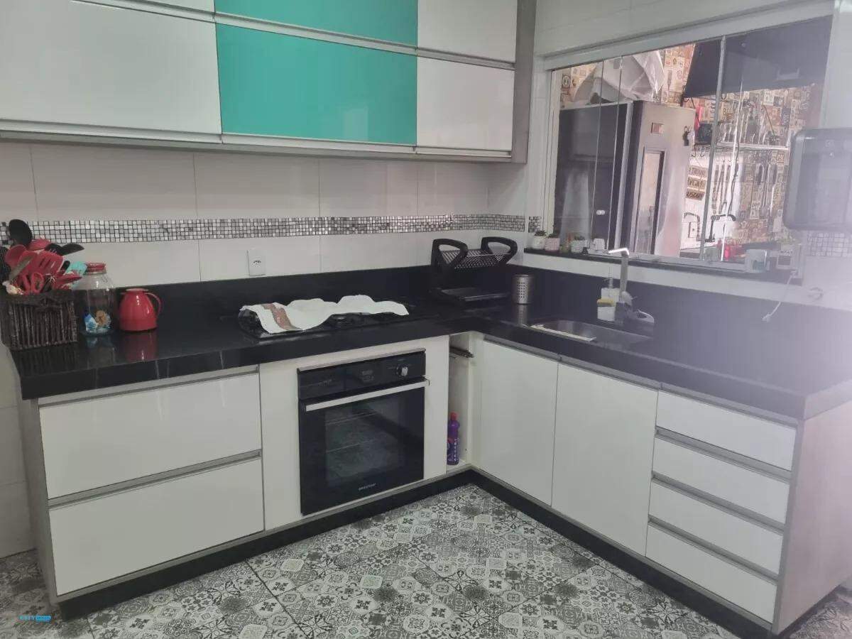 Sobrado à venda com 3 quartos, 190m² - Foto 20