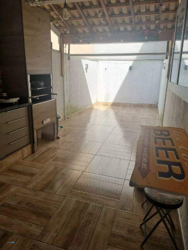 Sobrado à venda com 3 quartos, 190m² - Foto 4