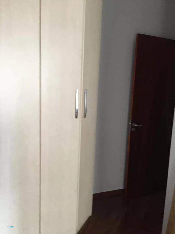 Apartamento à venda com 2 quartos, 64m² - Foto 4