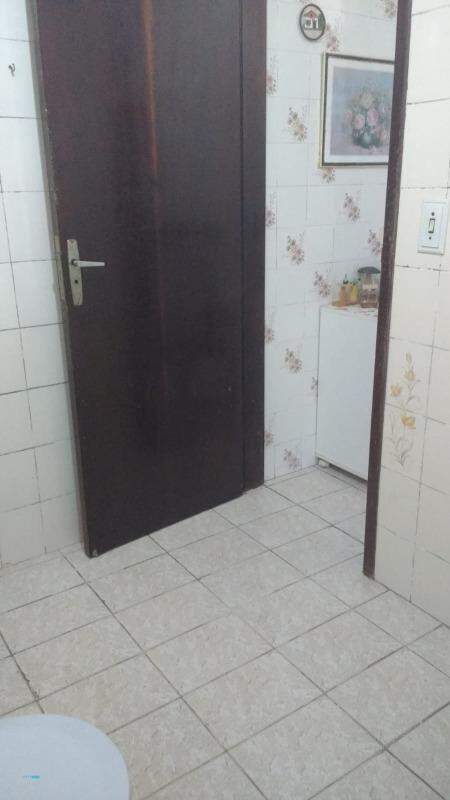 Casa à venda com 4 quartos, 120m² - Foto 8